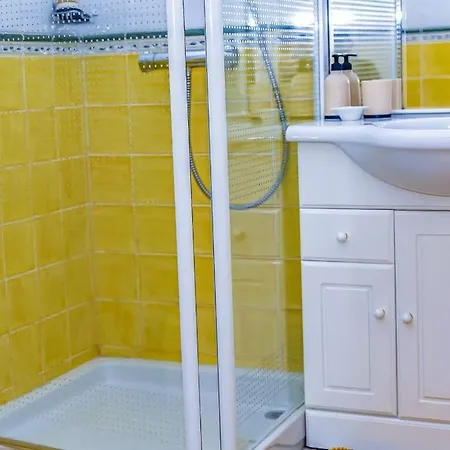 Guest house Douceur Des Mees Les Mees